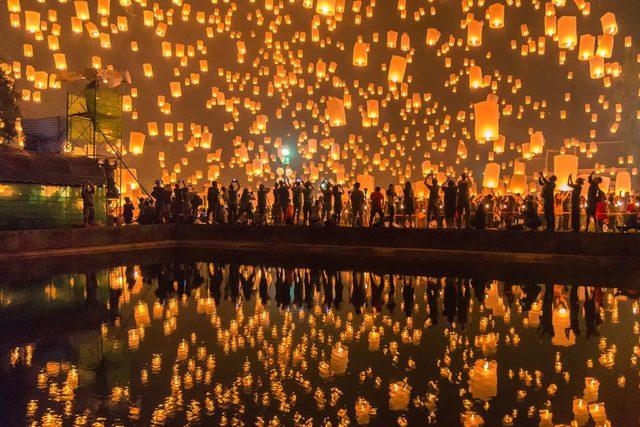 loi-krathong-fall-in-thailand-57ba337b5f9b58cdfd1c227d