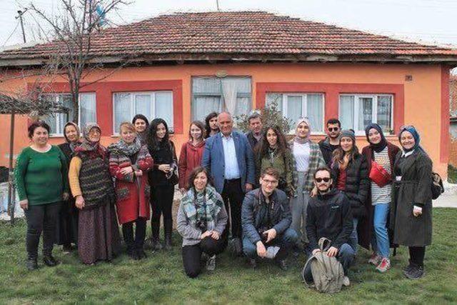 Genç mimar adayları Eskişehir’in kırsal miraslarını fotoğrafladı