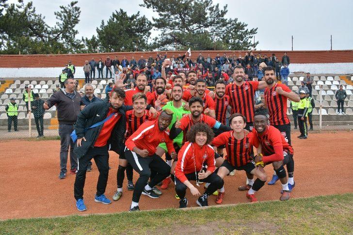 20182019 sezonunun futboldaki ilk şampiyonu Yozgatspor oldu Son