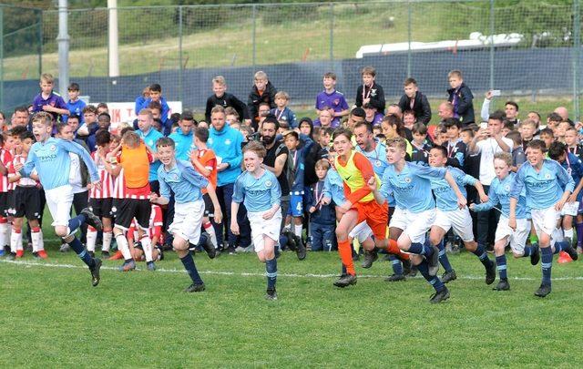 U12 İzmir Cup’ta Manchester City şampiyon oldu