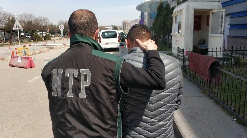 Uyuşturucu ticaretine 2 tutuklama