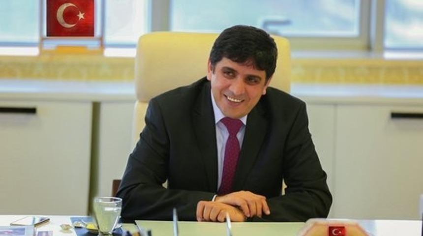 &Uuml;niversiteyi d&uuml;nya standartlarına g&ouml;re tasarlıyor