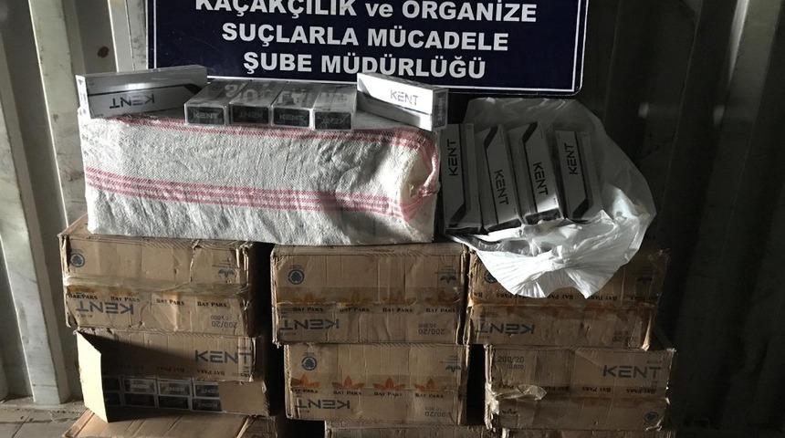 Van&rsquo;da 7 bin 500 paket ka&ccedil;ak sigara ele ge&ccedil;irildi