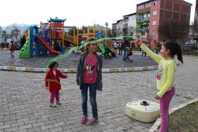 Çocukların park sefası