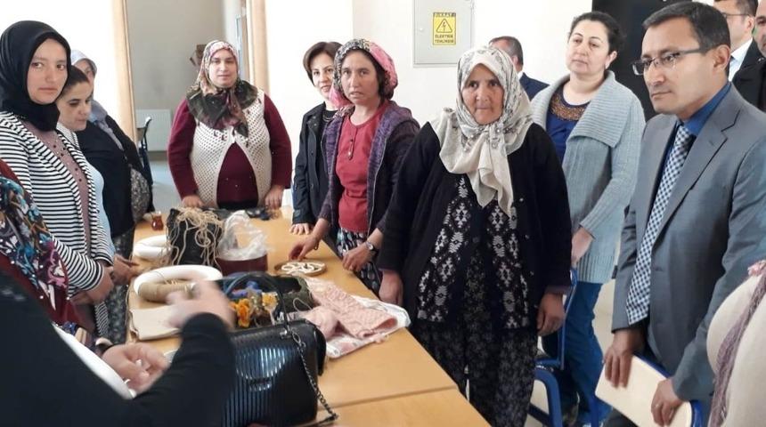 &Ouml;zel &ouml;ğrencilerin annelerine &ouml;zel kurs