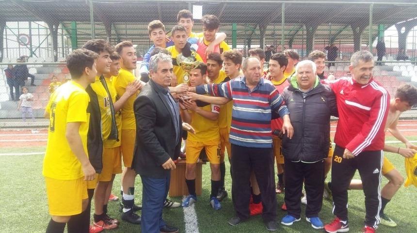 Kocasinan Şimşekspor, Osmaniye&rsquo;de şampiyon oldu