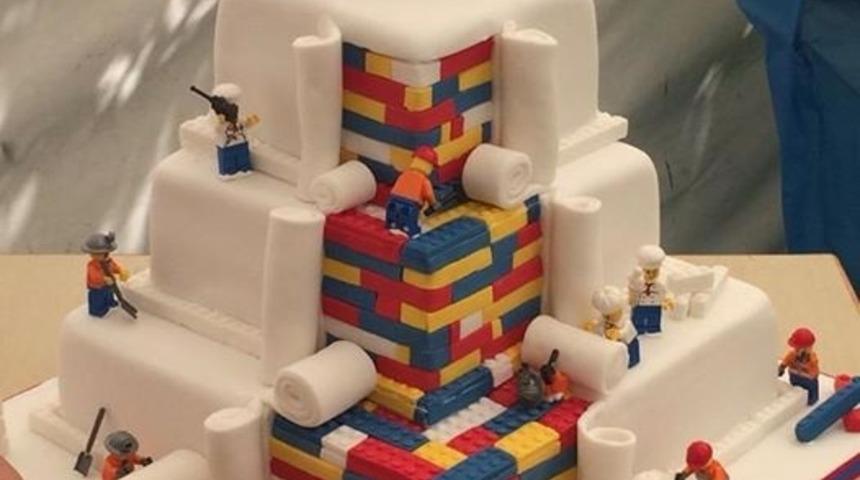 İlk Bakışta Pasta Olduğuna İnanamayacağınız 14 Sanat Eseri