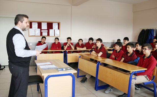 Konya OSB’deki Anadolu Teknik Lisesi öğrencileri, duayen isimlerle buluştu