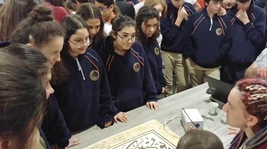 A&Uuml;&rsquo;de &lsquo;Liseden &Uuml;niversiteye Sanat K&ouml;pr&uuml;s&uuml;&rsquo; başladı