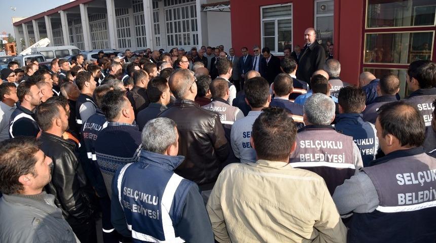 Başkan Pekyatırmacı, belediye personeliyle bir araya geldi