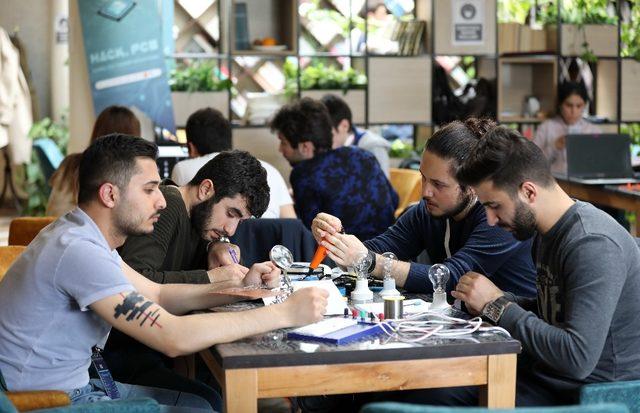 Ulusal elektronik kart tasarım maratonunun kazananları belli oldu