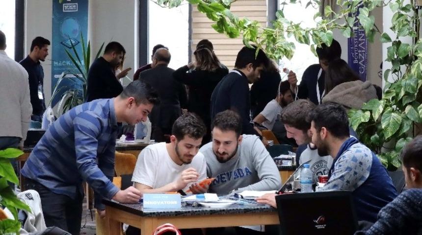 Ulusal elektronik kart tasarım maratonunun kazananları belli oldu