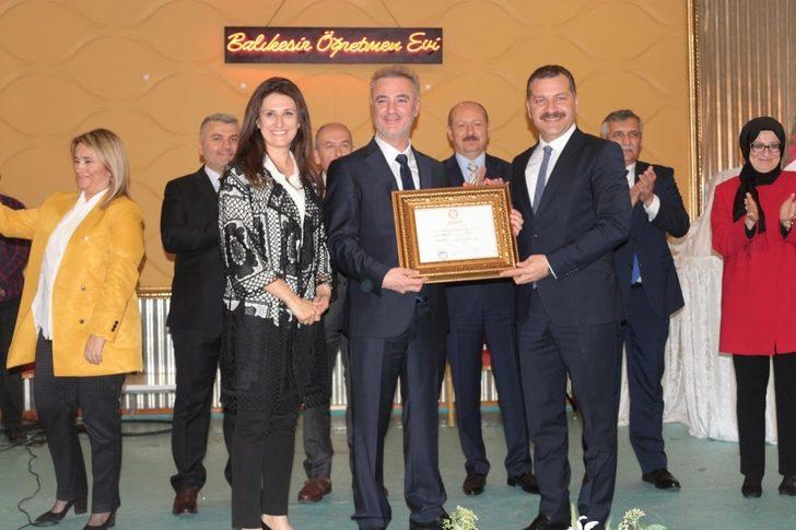 Balıkesir’de mazbata şöleni G4