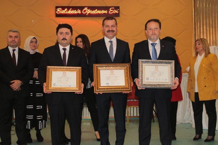 Balıkesir’de mazbata şöleni G5