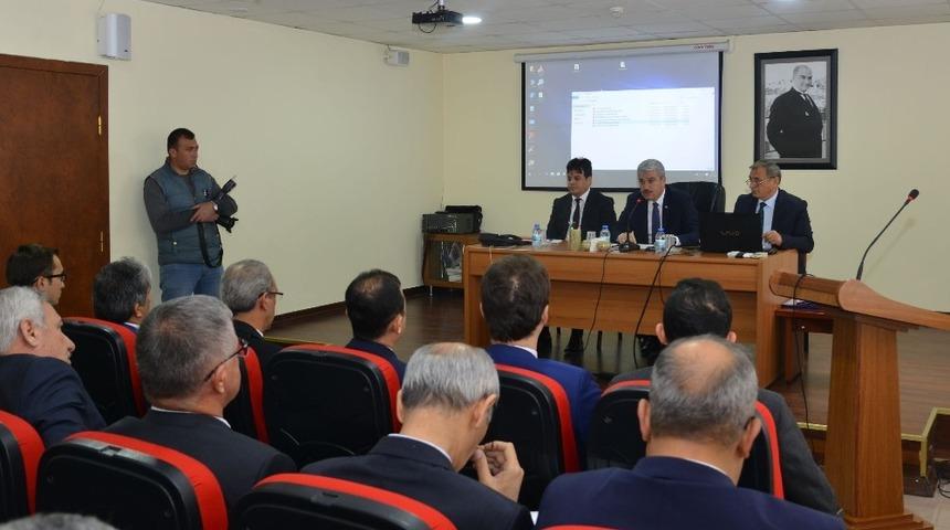 Kırşehir&rsquo;de y&uuml;r&uuml;t&uuml;len 178 projenin toplam maliyeti 2 milyar 686 milyon 868 lira