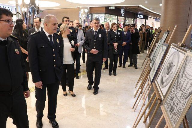 Nissara AVM’de Polis haftası etkinlikleri kapsamında sergi açıldı