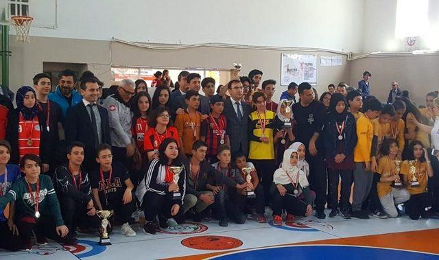 Okullar Arası Yıldızlar ve Gençler Floor Curling İl Birinciliği