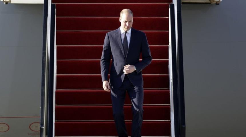 Prens William ajan oldu!