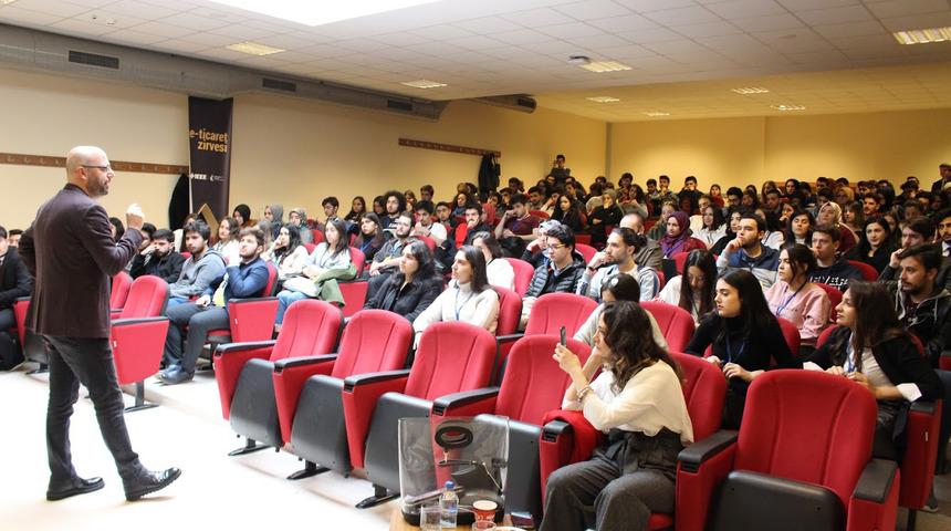 E-Ticaret’in Devleri Sahnede