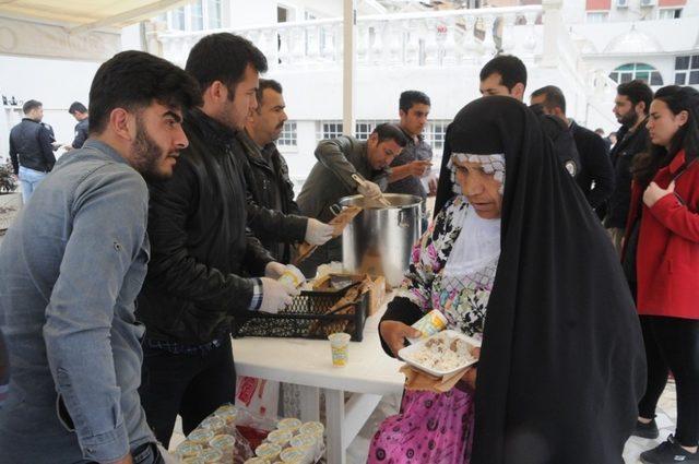 Cizre’de şehit polisler için mevlit okutuldu