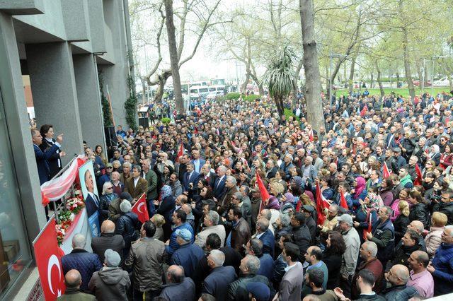 Yalova'da Salman mazbatasını aldı, balkon konuşması yaptı