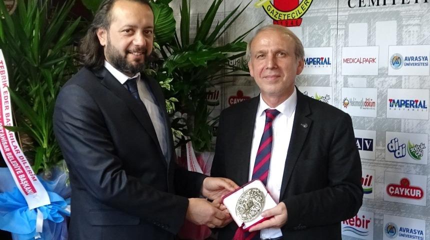 Trabzon Gazeteciler Cemiyeti’nde devir teslim