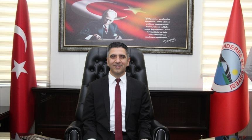 Menderes&rsquo;te Başkan Kayalar mazbatasını aldı, g&ouml;revine başladı