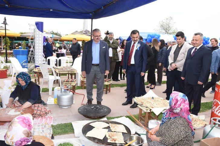 Polis Eşleri Derneği’nden kermes G2