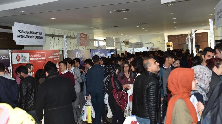 D&Uuml;&rsquo;de 7. Eket &Uuml;nitercih Fuarı ger&ccedil;ekleşti