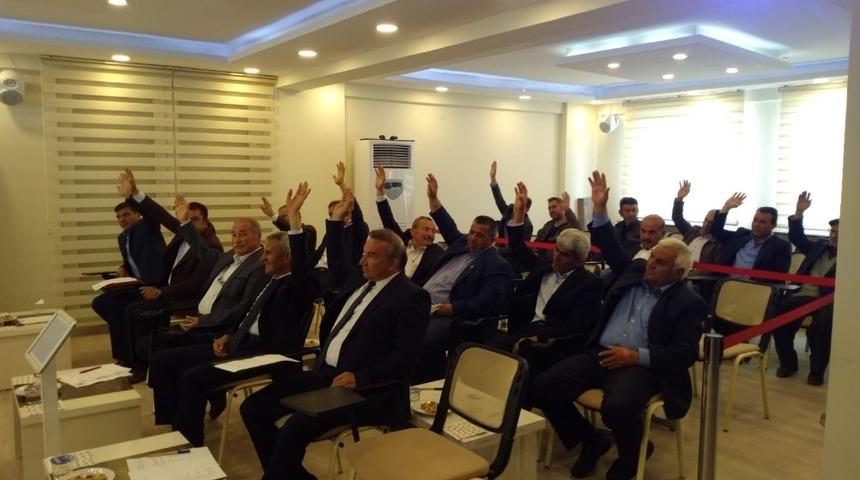 Selendi Belediye Meclisinde seçimden sonra ilk toplantı