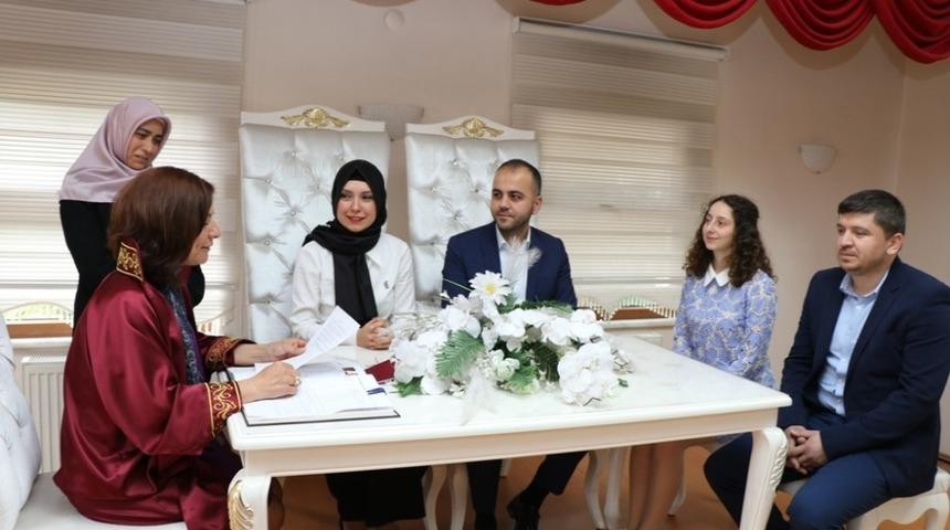 Safranbolu Belediye Başkanı K&ouml;se ilk nikahını kıydı