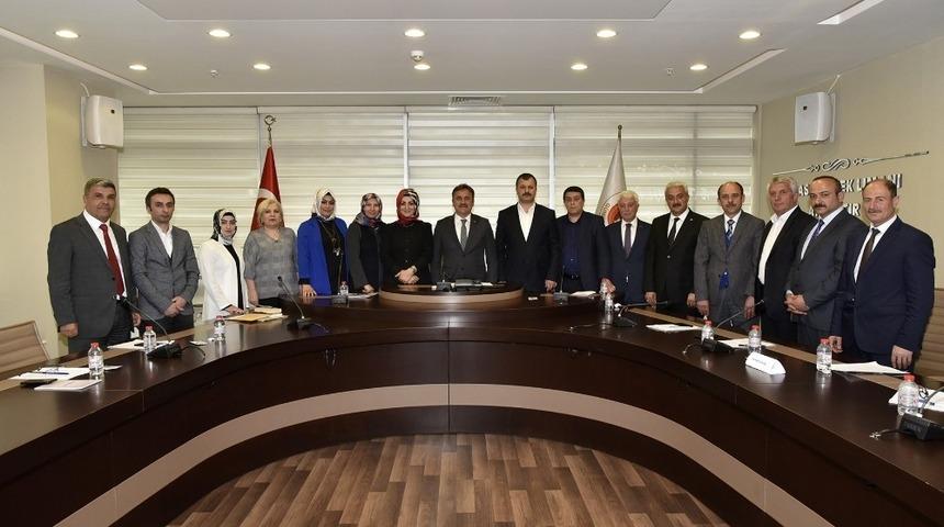 G&uuml;m&uuml;şhane Belediye Meclisi ilk toplantısını yaptı