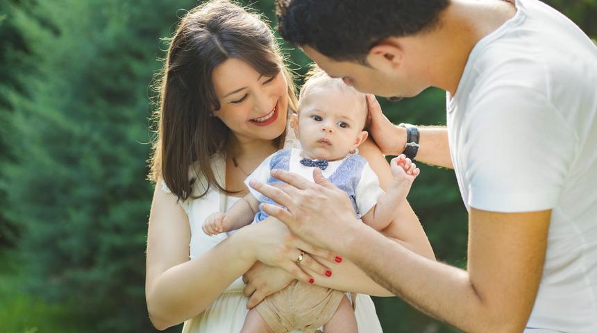  'Bebekleri 4-8 ay arasında alerjik gıdalarla tanıştırın'