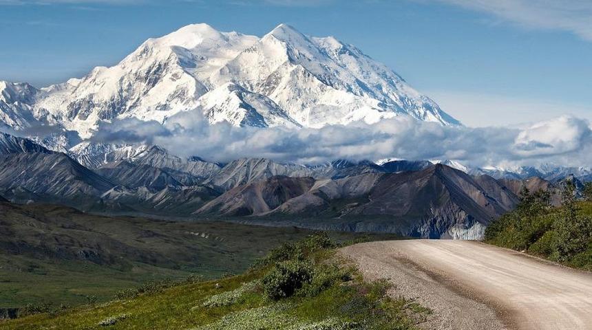 Buzulların erimesiyle 66 ton insan dışkısı ortaya çıktı