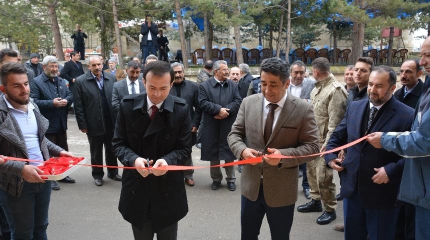 Kur&rsquo;an kursları yararına kermes