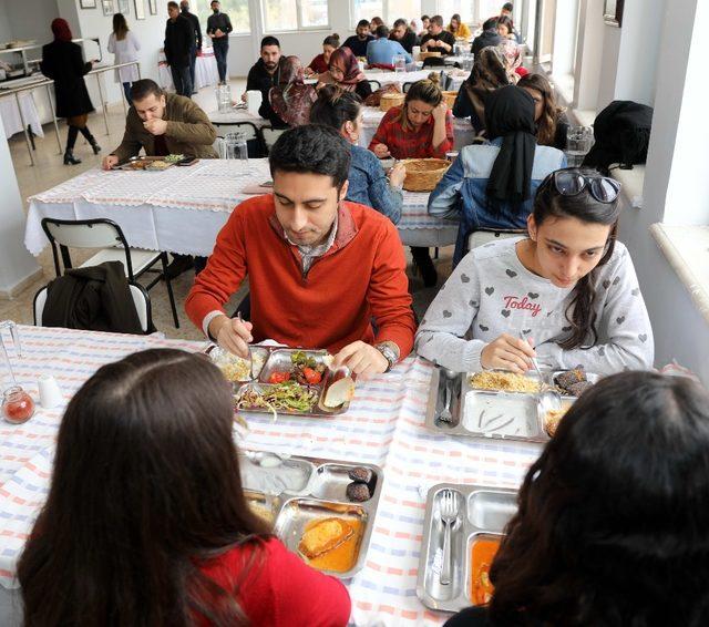 GAÜN’de Çölyak hastaları için özel menü