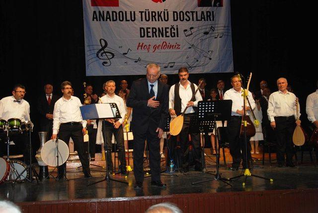 Baba yazdı oğlu okudu