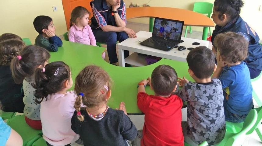 Minik &ouml;ğrenciler afet bilinci kazanıyor