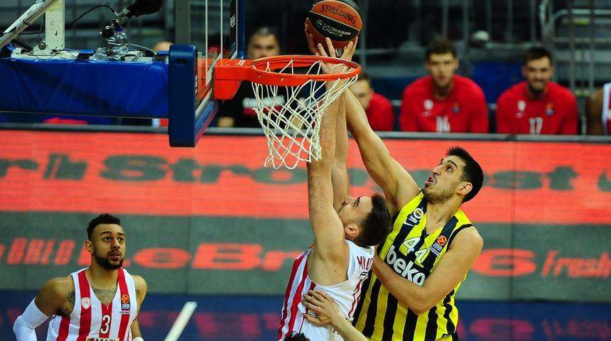 Ahmet Düverioğlu üç yıl daha Fenerbahçe'de