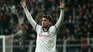 Ligin ilk devresinde duran Adem Ljajic ikinci devrede coştu