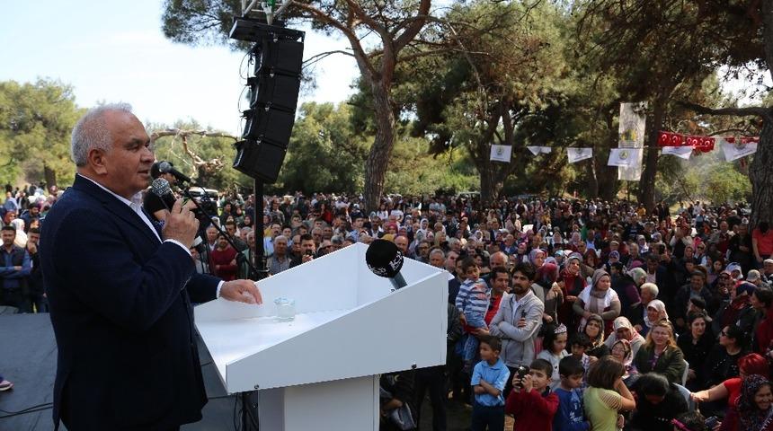 Erdemli&rsquo;de bahar şenliği d&uuml;zenlendi