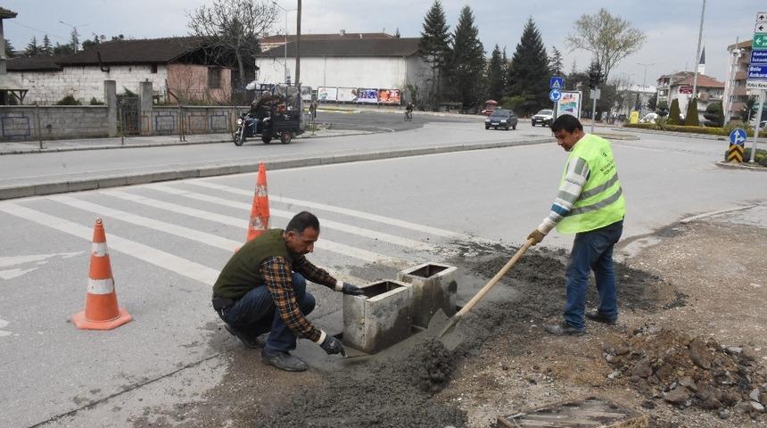 Kanalizasyon bacaları y&uuml;kseltiliyor