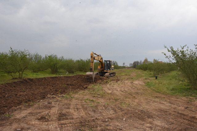 Düzce’de  yol açma çalışmaları sürüyor