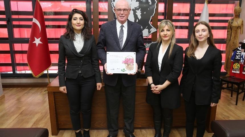 L&ouml;sev&rsquo;den Kazım Kurt&rsquo;a Yaşam Sertifikası