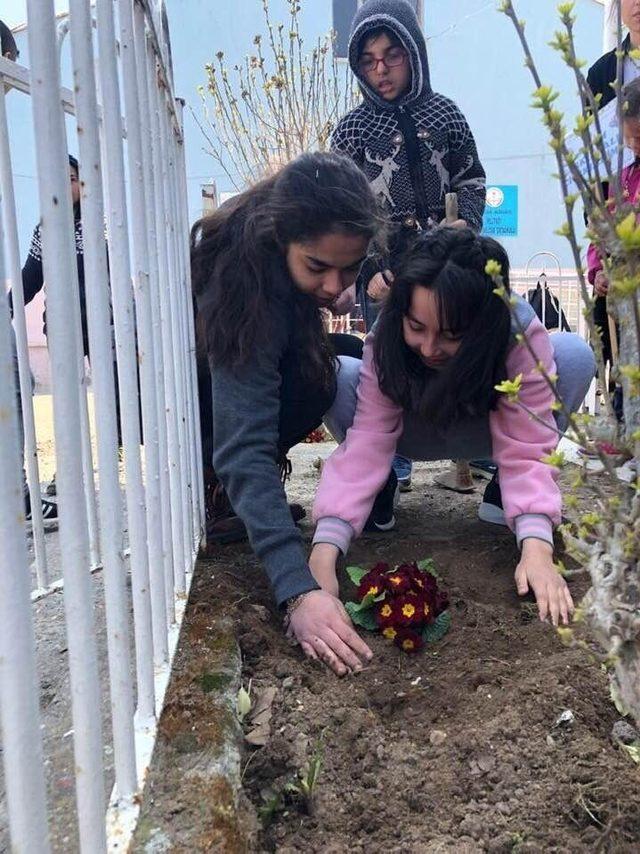 Burhaniye’de Dünya Otizm Günü etkinliği düzenlendi