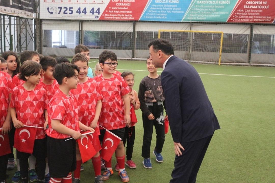 Şehit Polis Fethi Sekin anısına turnuva d&uuml;zenlendi