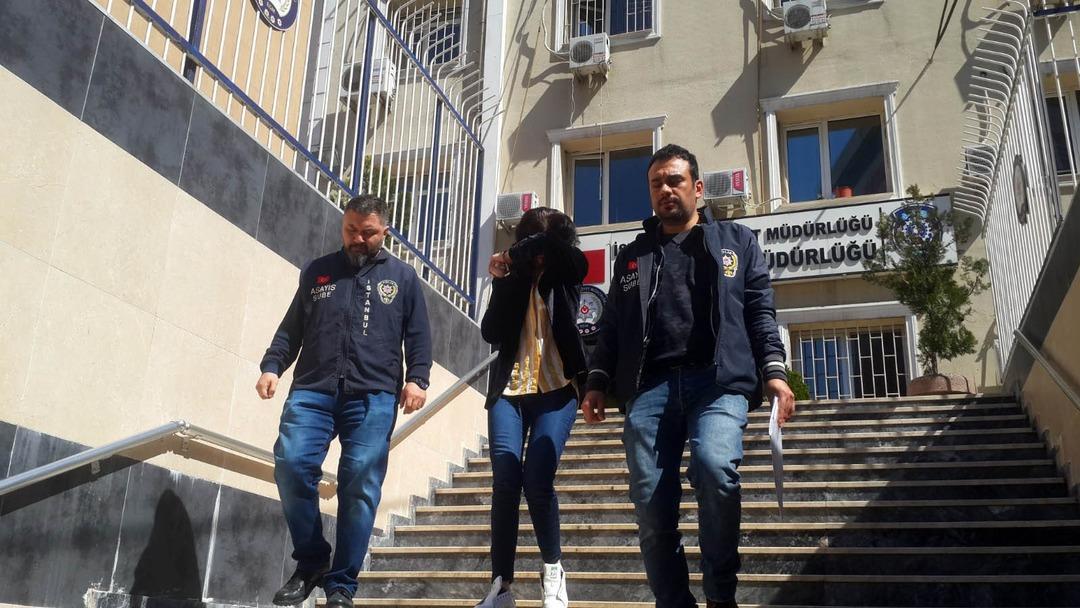 Erkek arkadaşıyla bir olup 100 bin lira &ccedil;almış!