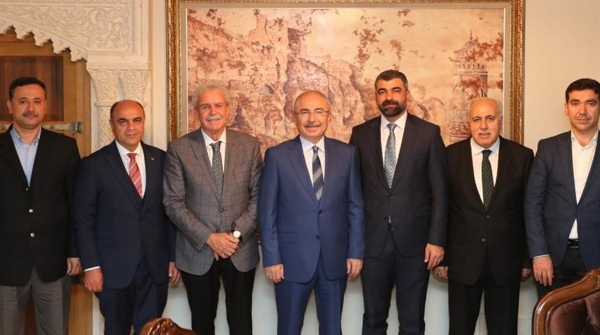 AK Parti heyetinden Vali Yaman’a ziyaret