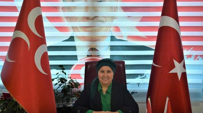 MHP Kadın Kolları Başkanı Alime Yiğit istifa etti