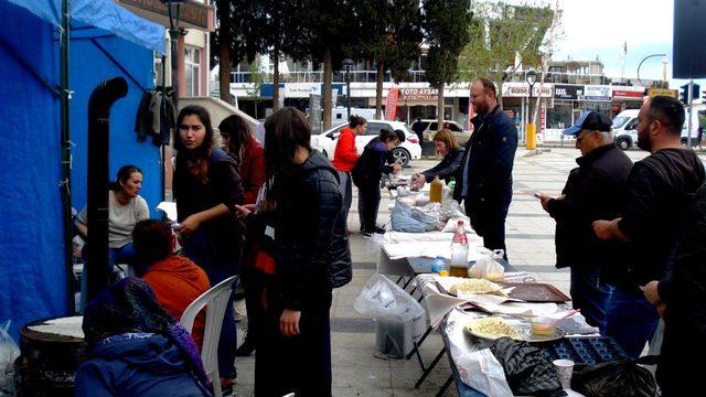 Kermesin geliri okuldaki ihtiyaç sahibi öğrencilere